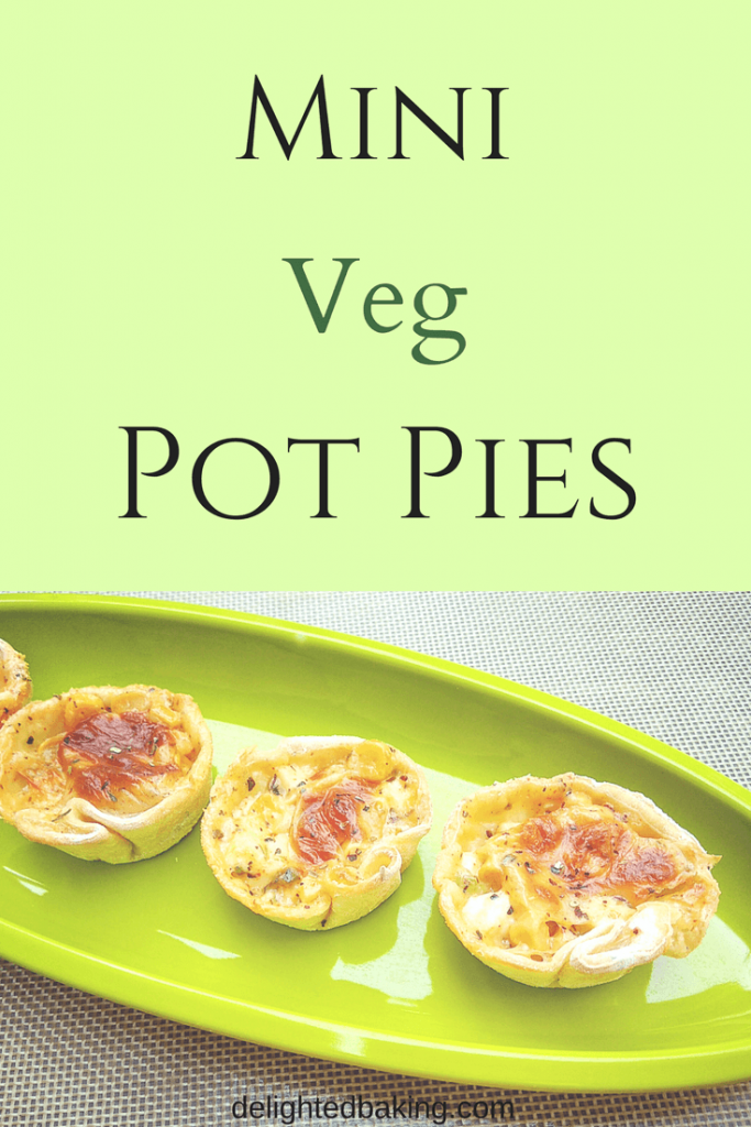 Mini Veg Pot Pies : Cute bite sized party appetizer, prepared without using yeast
