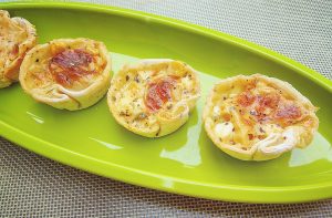 Cheese Veg Baskets (Without using yeast) | Mini Veg Pot Pie : Cute bite sized party appetizer, prepared without using yeast.
