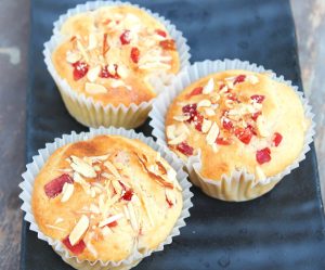 Eggless tutti frutti muffins : easy and basic eggless muffin recipe. #eggless #egglessbaking #egglessmuffins #egglessmuffinrecipe